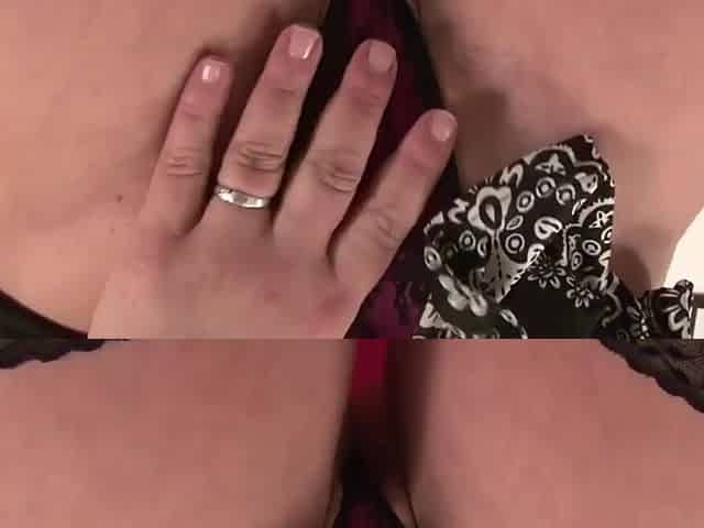 Divorced cougar 1st time with BBC