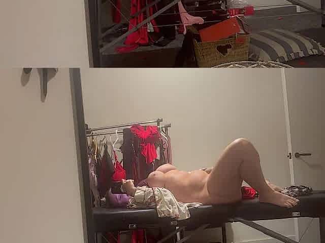 Solo vibrator play in my massage room