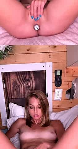 MILF blonde live toys webcam show in shower