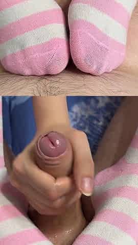 Footjob in Striped Knee Socks From My Stepsister Ended with a Lot of Cum