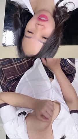 A Beautiful Girl Fucking Her Stepfather