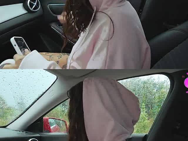 This babe Paid for the Ride with Her Soaked Pink Vagina