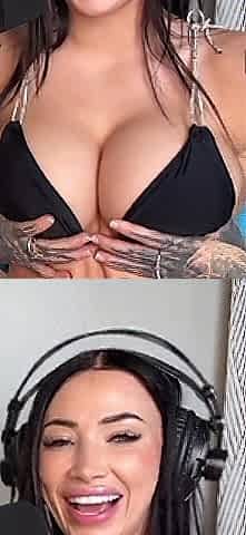Oriental brunette hair deepthroat session for cunt
