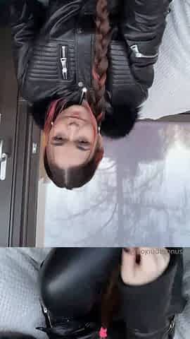 Smoking in leather