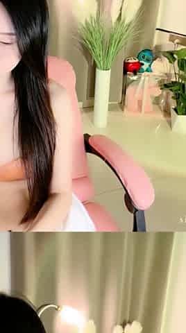 Adorable Japanese teen Izumi Koizumis pussy toyed until