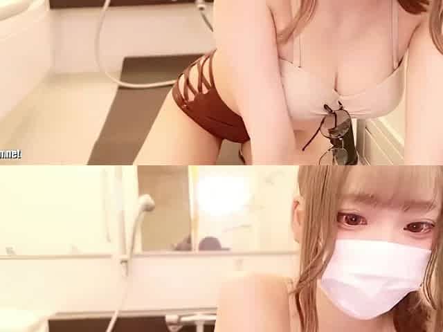 Erotic live chat with cute beautiful girl
