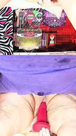 Like Dale Earnhart She Fucks That Pussy Hard with Every Bump She's Gonna Cum
