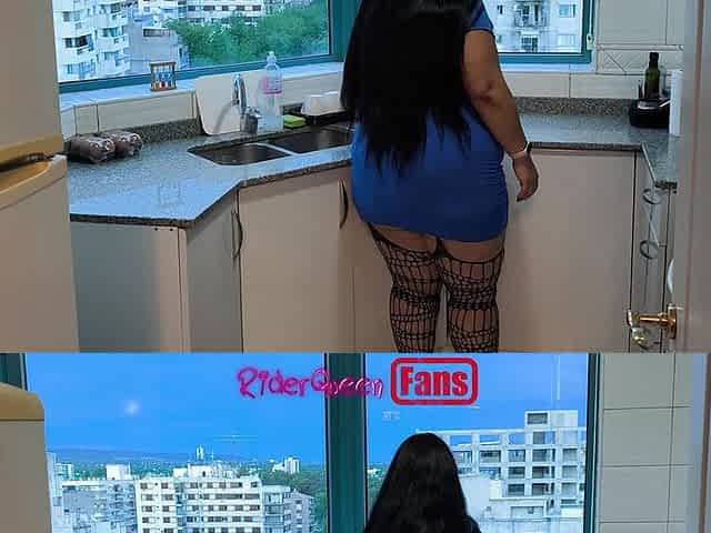 Stepmom in Kitchen - Video for Fans