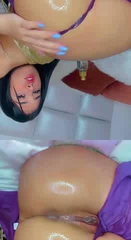 Big assed anal booty fetish slut toyed deep in her ass