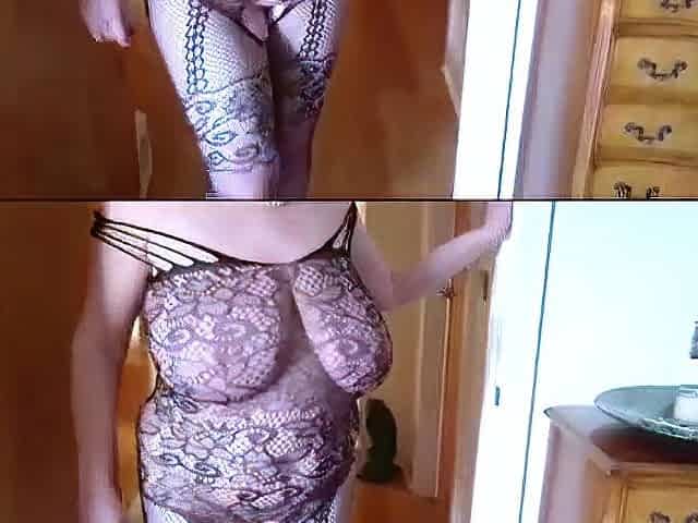 Katie amateur brunette girl toying pussy with a vibrator
