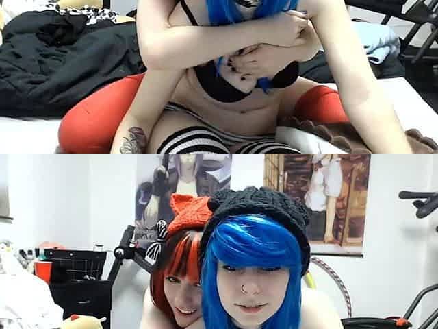 Webcams teen lesbian