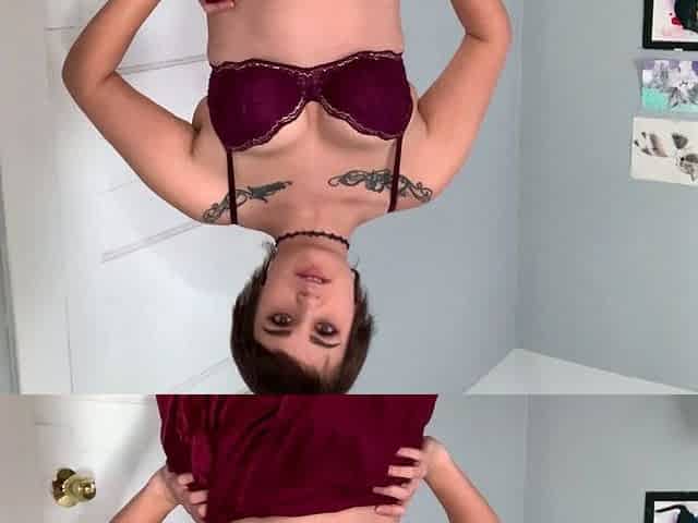 Amateur Webcam Teen Flashes Masturbates