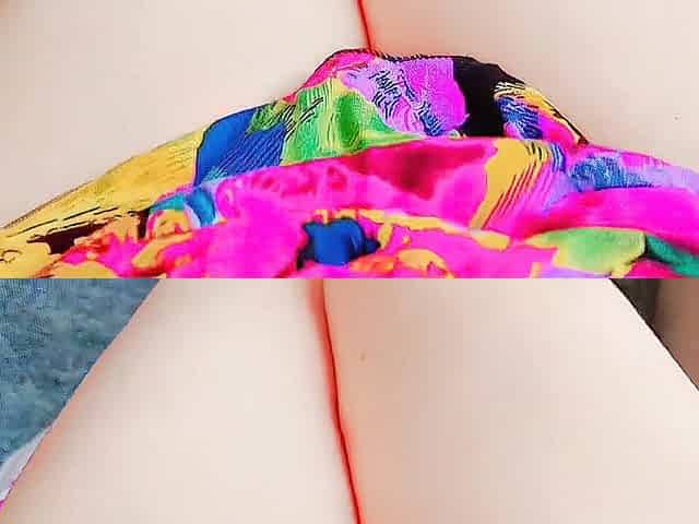 Mini costume, maximum tease
