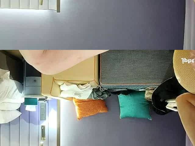 Amateur couple hidden cam