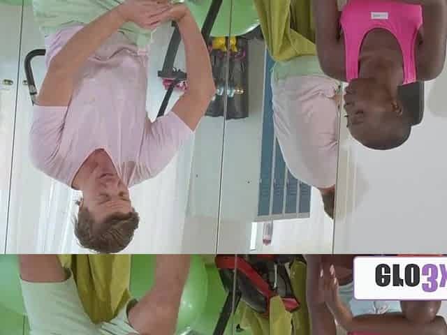 Gym Coach Slams Her Pleasant Ebony Cunt After a Hard Workout