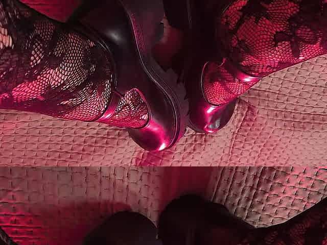 Santa Femboy Punk Legs & Nylons Tease