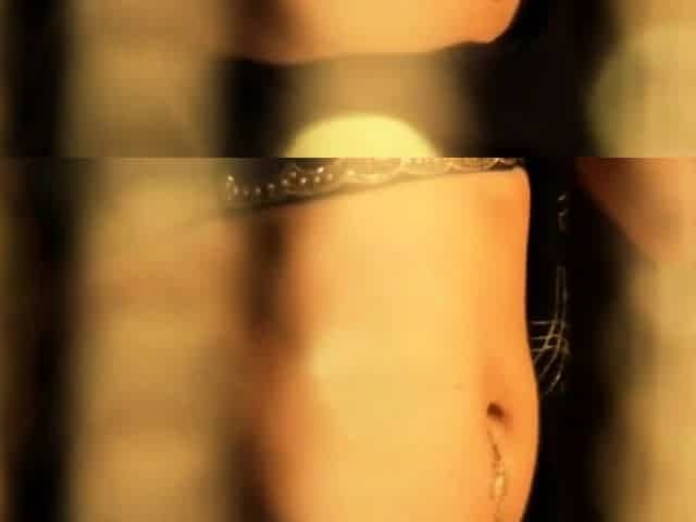 Deva Dassi s Sensual Belly Dance