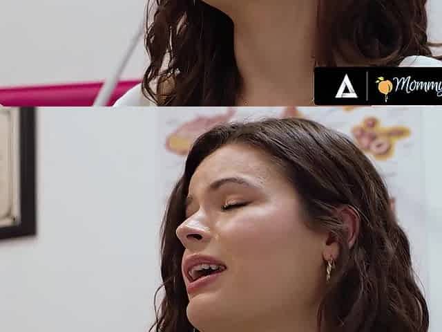 Breasty Doctor Screws Gorgeous Patient