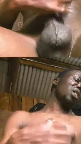 SOLO CHAP GROANING LOUDLY DURING THE TIME THAT MASTURBATING