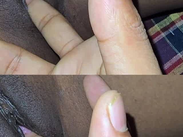 Fingering in My Girlfriend Vegina and a Lot of Pussy Came Out