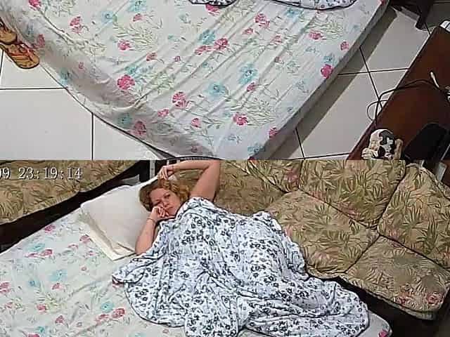Hidden female tugjob
