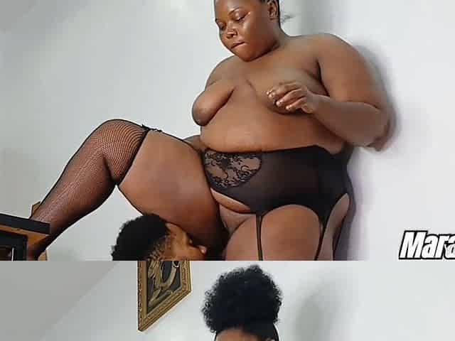 BBW MILF Squirting Over on BBC with Dildo and Vibrator