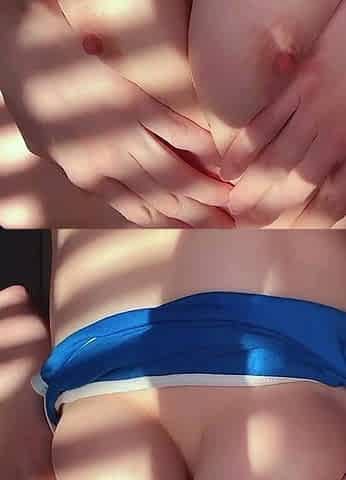 Amateur Webcam Chick Masturbates On Webcam More at