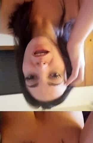 Brunette Solo Webcam Masturbation