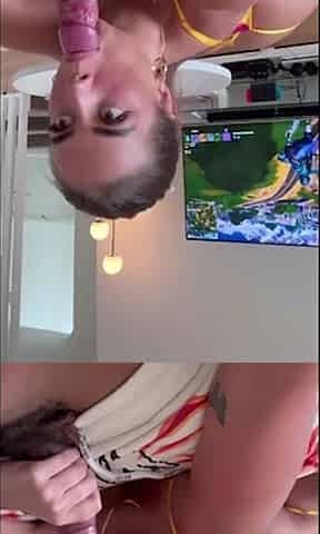 Tiktoker booty girl POV hot video
