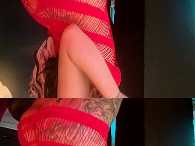 Webcam brunette solo masturbation