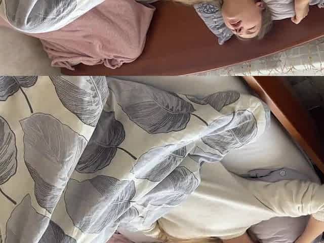 Caressing her twat early in the morning. Homemade climax. Loud groans.