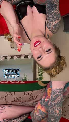 Sph, Smoking and Foot Job!