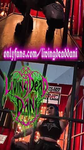 LivingDeadDani solo sextoy screw sesh