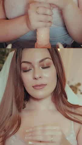 Masturbating loving babe solo toy plays with enthusiasm