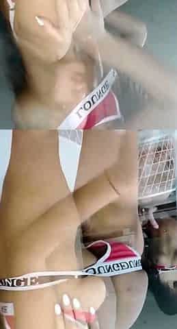 Gracewearslace Masturbates With Dildo Until Squirts