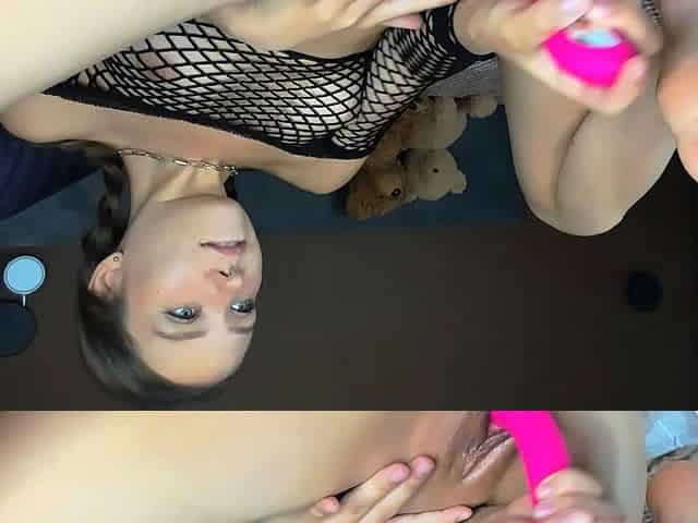 Hot amateur teen girl toying pussy in bed on webcam