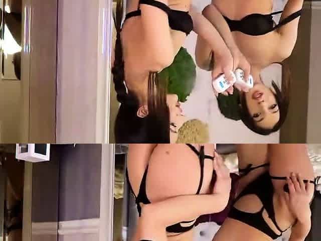 Amateur blonde milf nicole webcam fingers pussy and ass