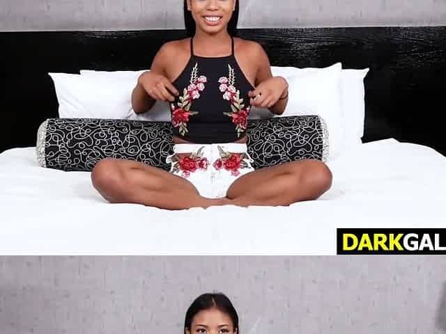 Ebony Sweety Nia Nacci Takes Beefy White Dong