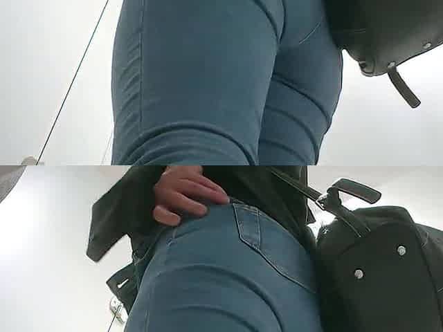 Amateur close up ass toying