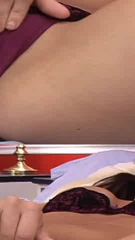 Aarielle Goes Anal with a Huge Glass Dildo and Gets off Big