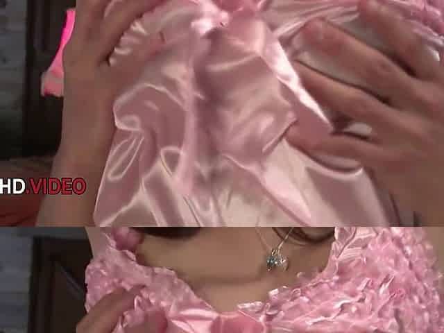 Rei Mizuna Seductive Japanese Mom BJ Scene