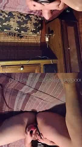 kayleexxx 14 01 Does anyone wanna cum join me DIRTY SWEET