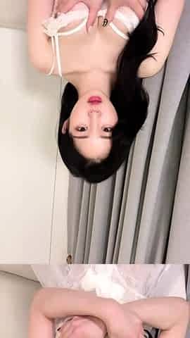 Amateur Asian Webcam Strip Masturbation