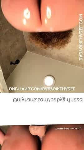 Amateur brunette chick toying her ass and pussy on webcam
