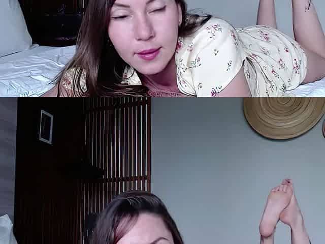 Brunette Milf Showing Off Her White Soles And Sensitive Feet On Her Private Cam