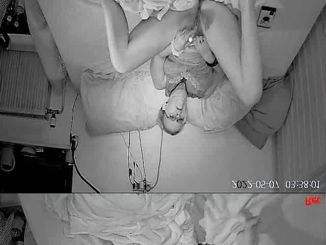 Cam Catches MILF Masterbating While Watching TV