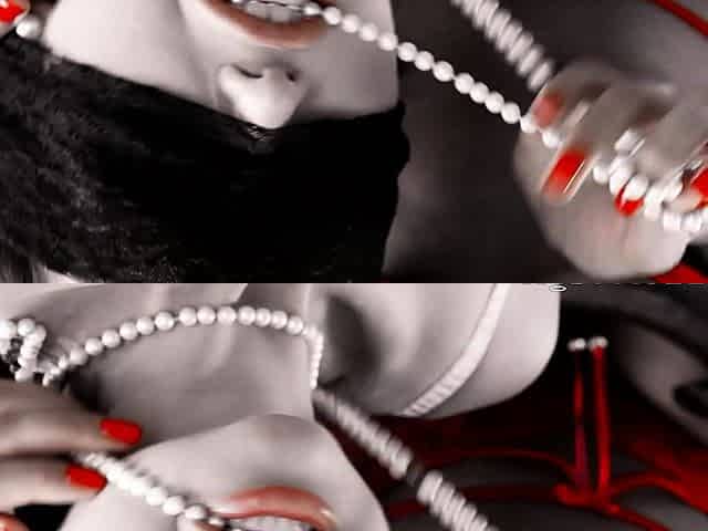 Erotic babes masturbating