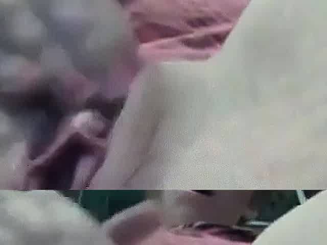 Wet Pussy Rubbing Amateur Squirts on Webcam