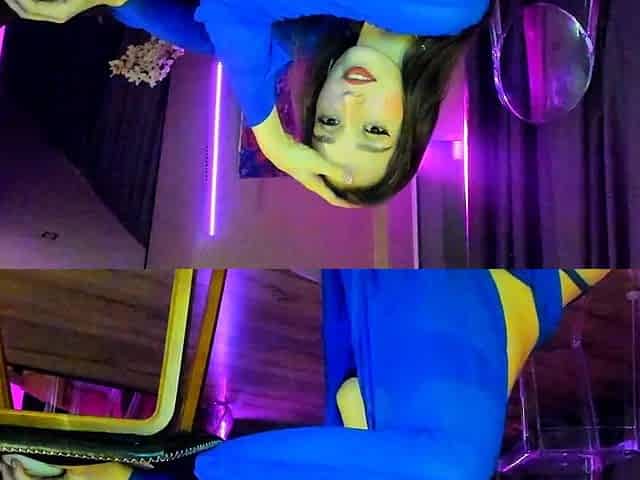 Cute amateur brunette naughty in solo jerking show on camera