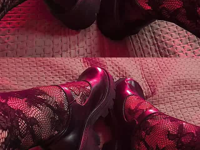 Santa Femboy Punk Legs & Nylons Tease